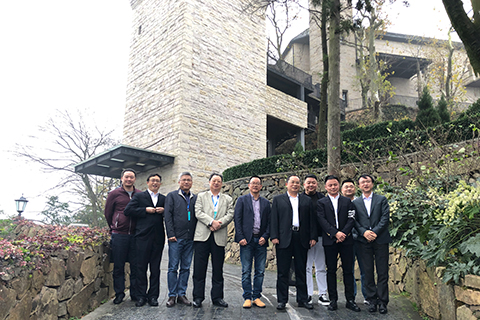 廣西壯族自治區(qū)林業(yè)廳黨組書記、廳長黃顯陽一行蒞臨水墨江南考察指導(dǎo)