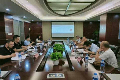 浙江水墨江南新材料科技有限公司 《拼花鑲嵌實(shí)木復(fù)合地板》“浙江制造”團(tuán)體標(biāo)準(zhǔn)評(píng)審圓滿召開